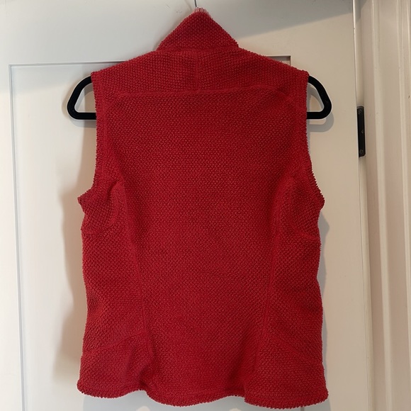 Patagonia Red Zip-up Vest - Picture 6 of 7